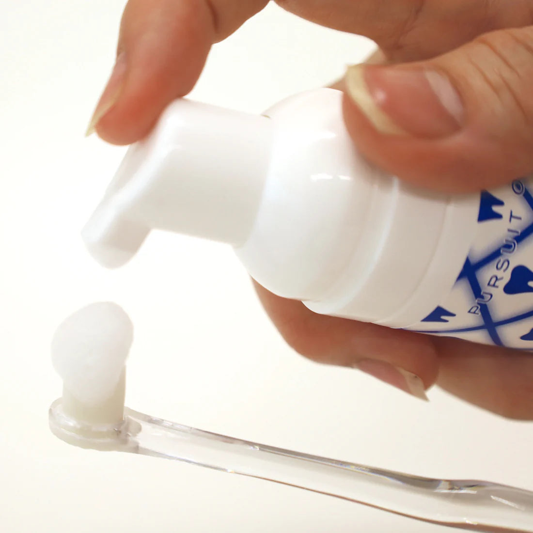 泡雪-AWAYUKI- 艶色 歯磨き (ジェルタイプ)